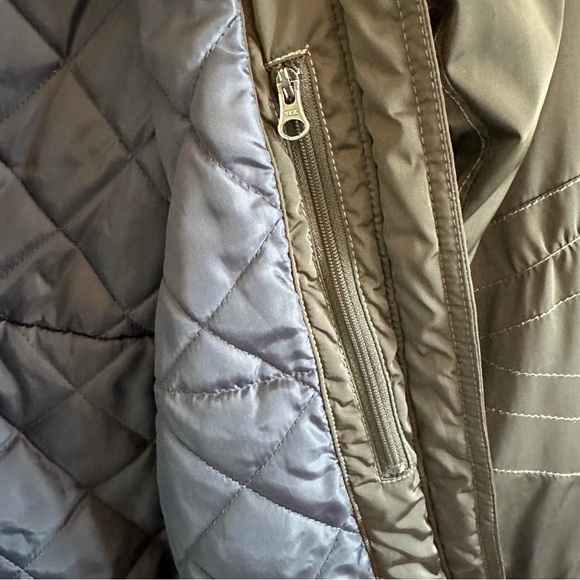 Athleta Moto Primaloft Insulated Coat/Jacket Olive Green - Picture 8 of 16